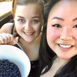 Meet your Posher, Zoë